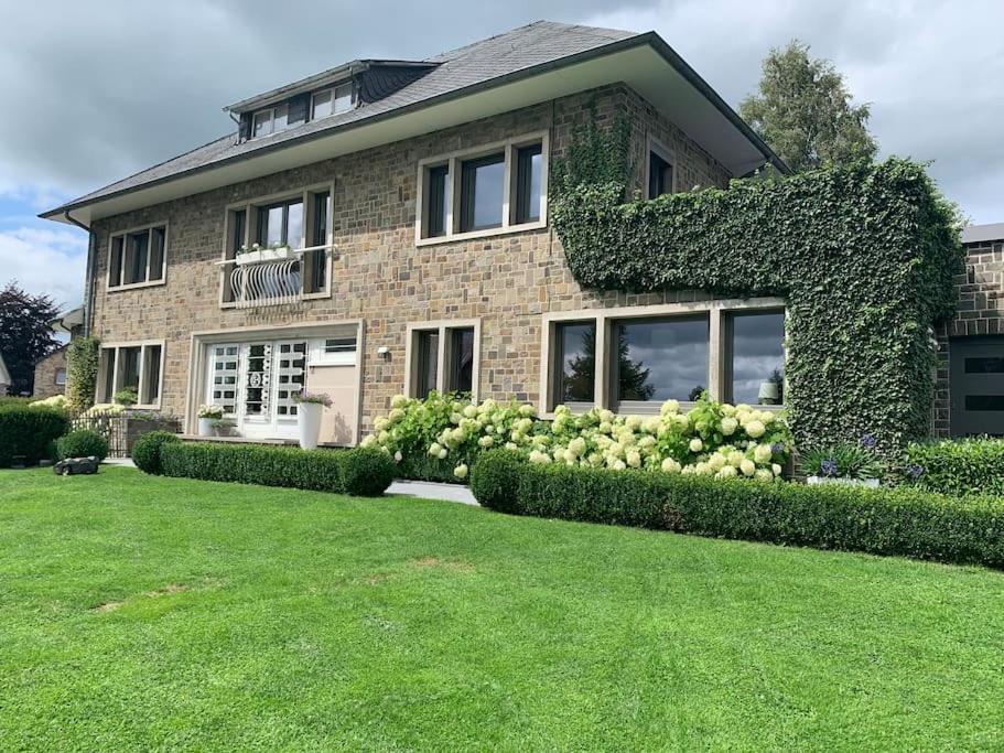Les Rhododendrons Lägenhet Waimes Exteriör bild